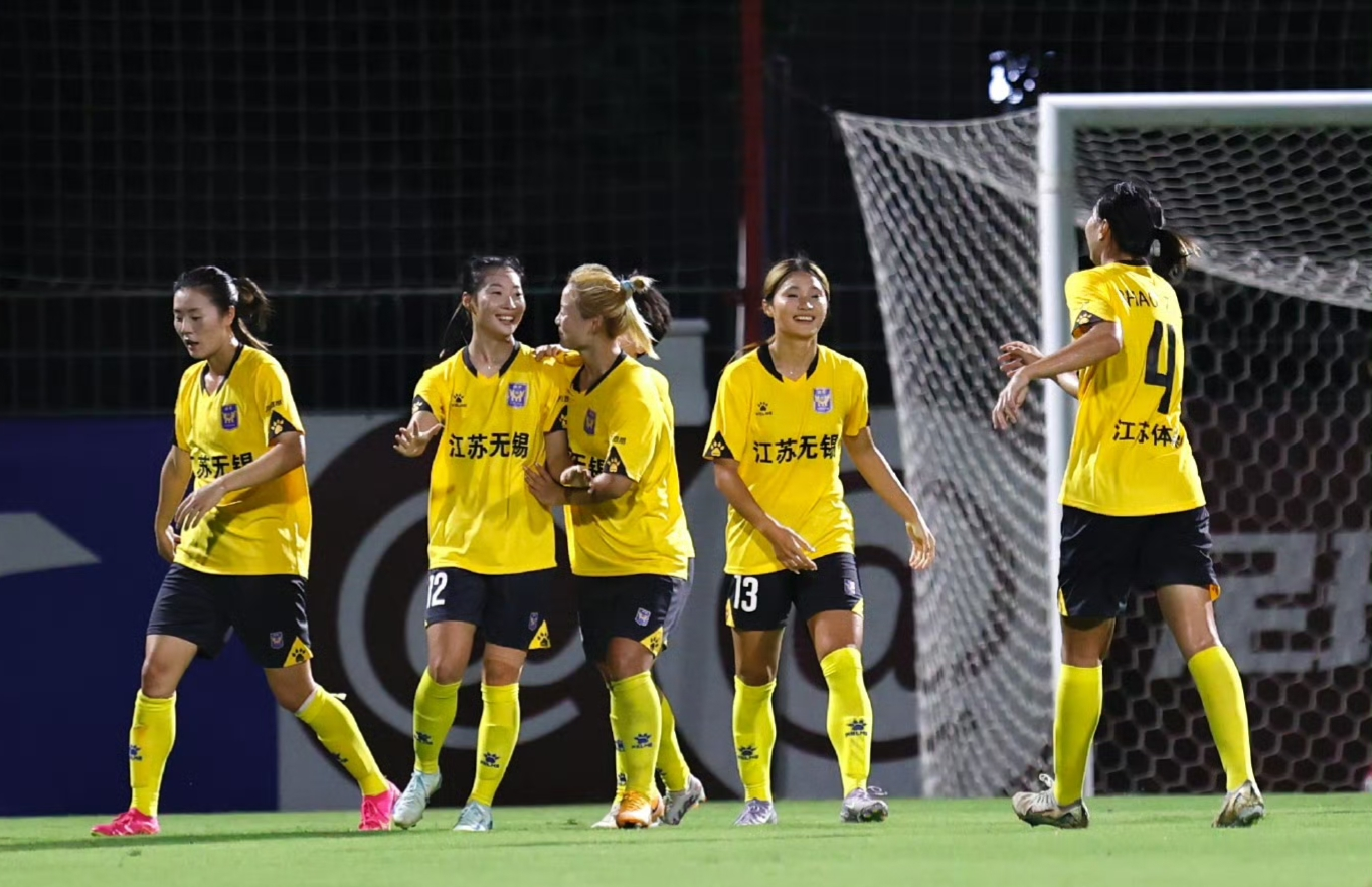 中国女足对战日本